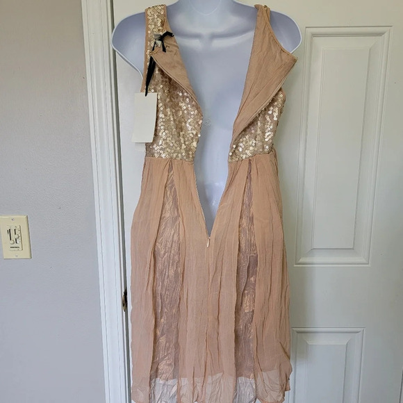 NWT Kut From The Kloth Sequin Iridescent Crinkle Cocktail Dress Blush Size S - Picture 7 of 13